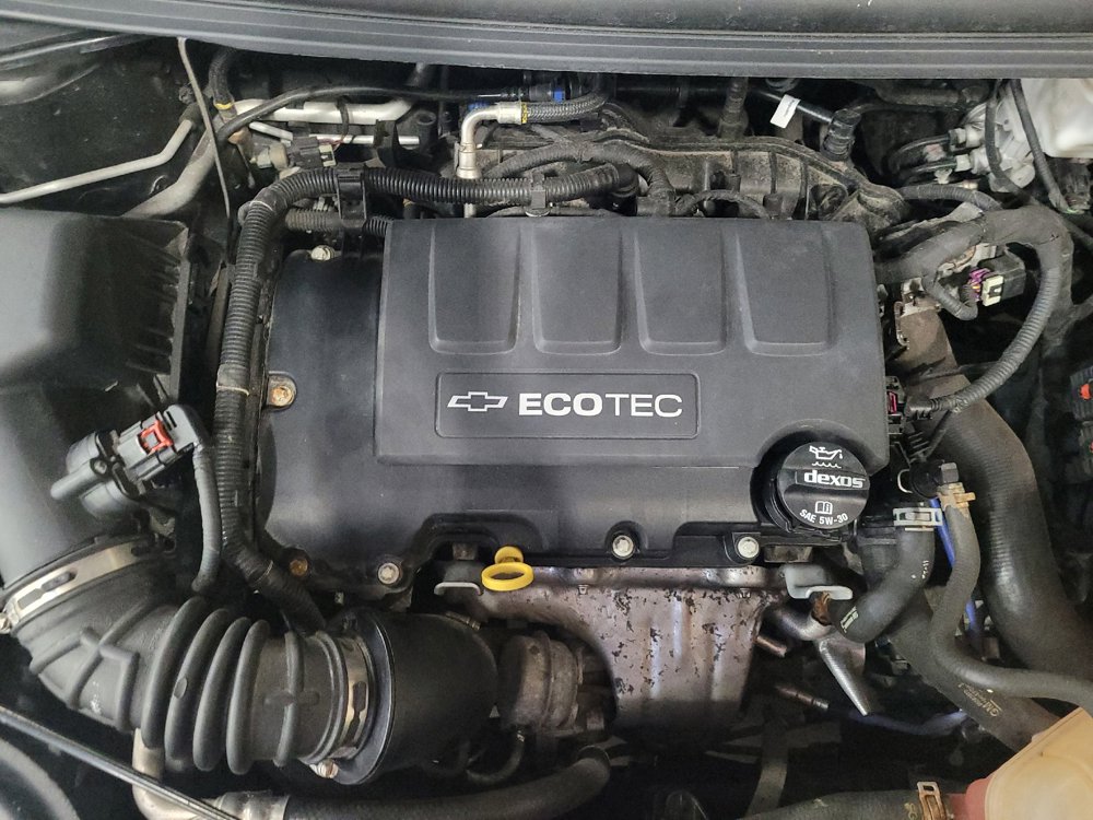 Used 2020 Chevrolet Sonic Premier FWD image 30