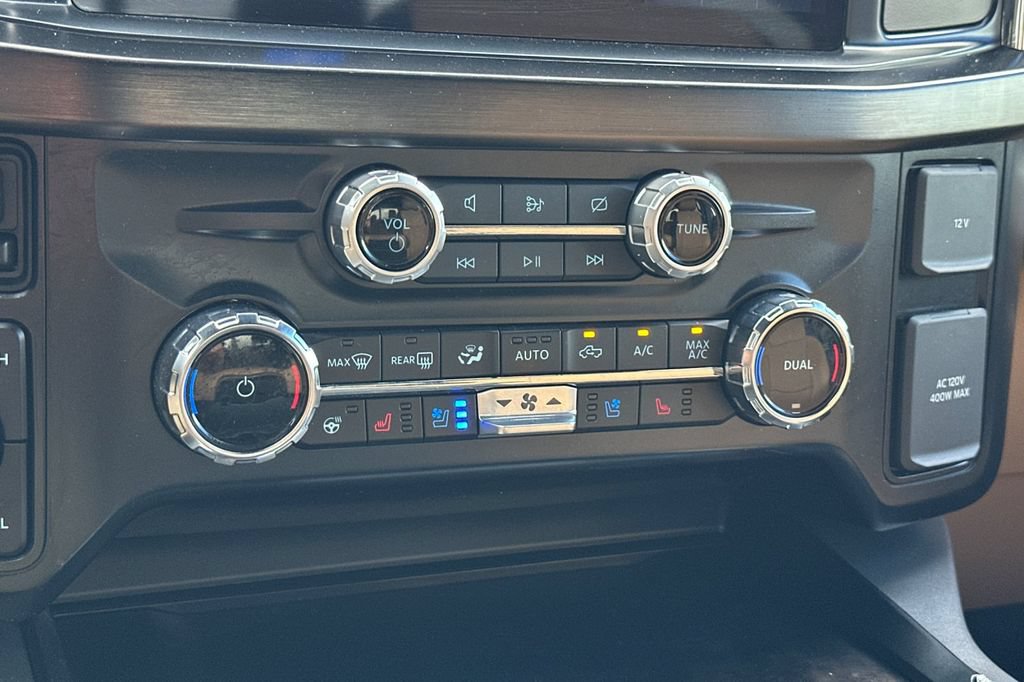 Used 2024 Ford F350 Lariat AWD/4WD image 21