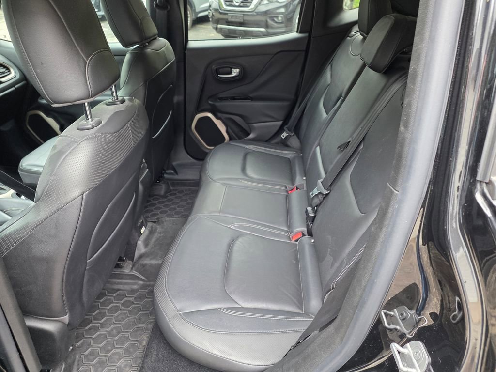 Used 2015 Jeep Renegade Limited AWD/4WD image 7