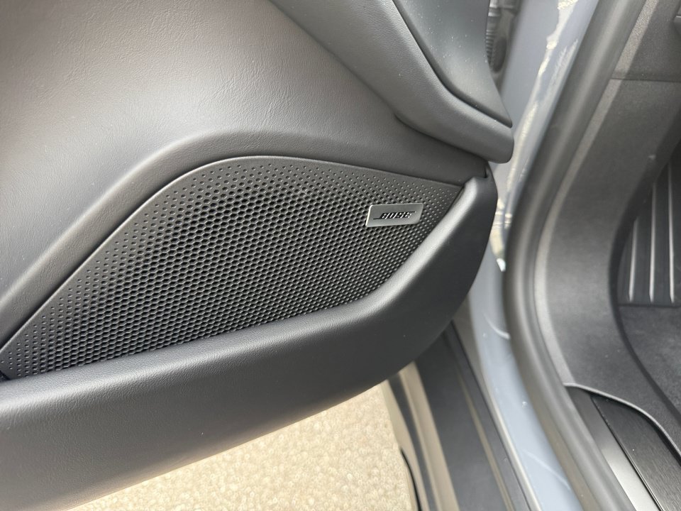 New 2026 Porsche Taycan 4S AWD/4WD image 22