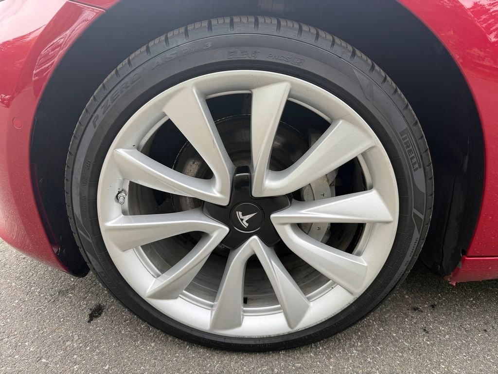 Used 2018 Tesla Model 3 Long Range AWD/4WD image 33