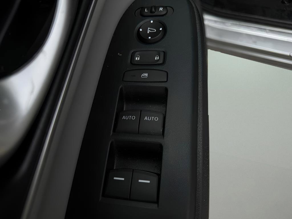 Used 2020 Honda CR-V Touring image 16