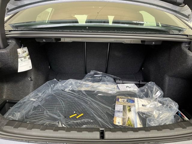 Used 2025 BMW 330i xDrive Sedan w/ Premium Package image 21