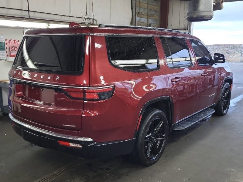 Used 2023 Jeep Wagoneer Series III w/ Rear Seat Video Group 1 image 4