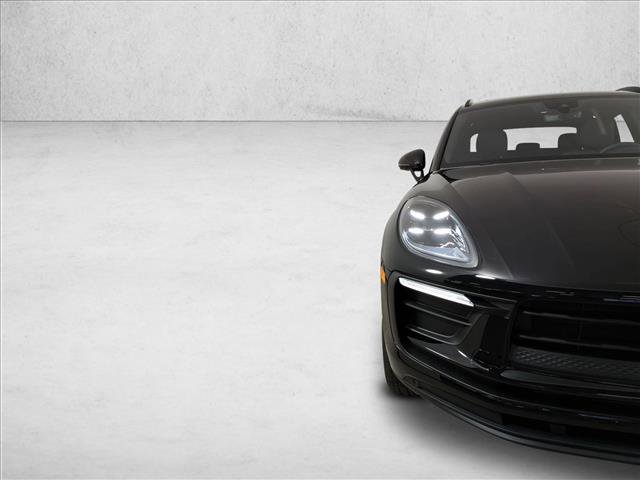 New 2026 Porsche Macan AWD/4WD image 12