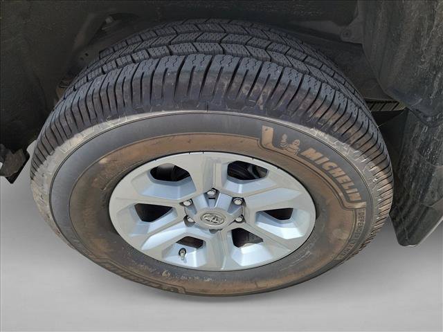 Used 2017 Toyota 4Runner SR5 Premium RWD image 11