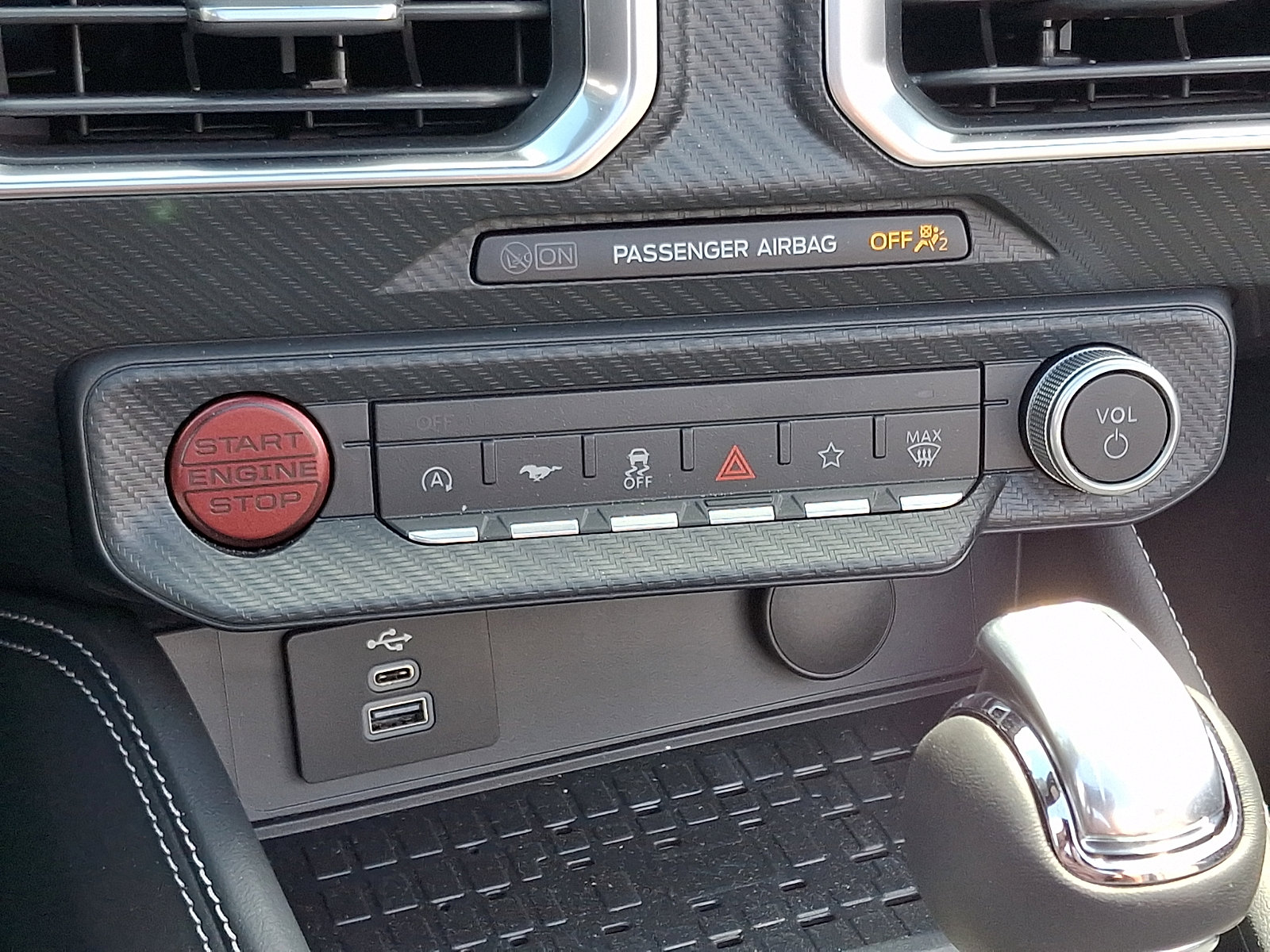 Used 2024 Ford Mustang GT Premium RWD image 15