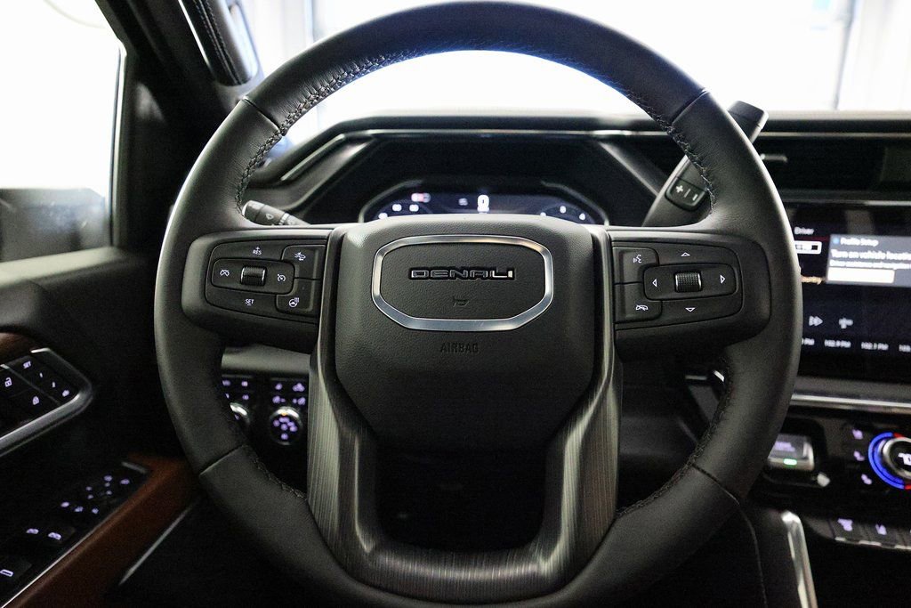 Used 2025 GMC Sierra 3500 Denali Ultimate AWD/4WD image 22
