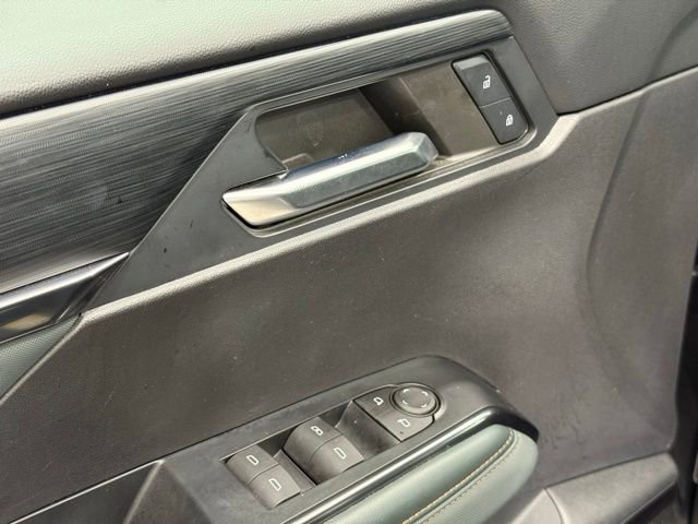 Used 2025 GMC Acadia AT4 image 15