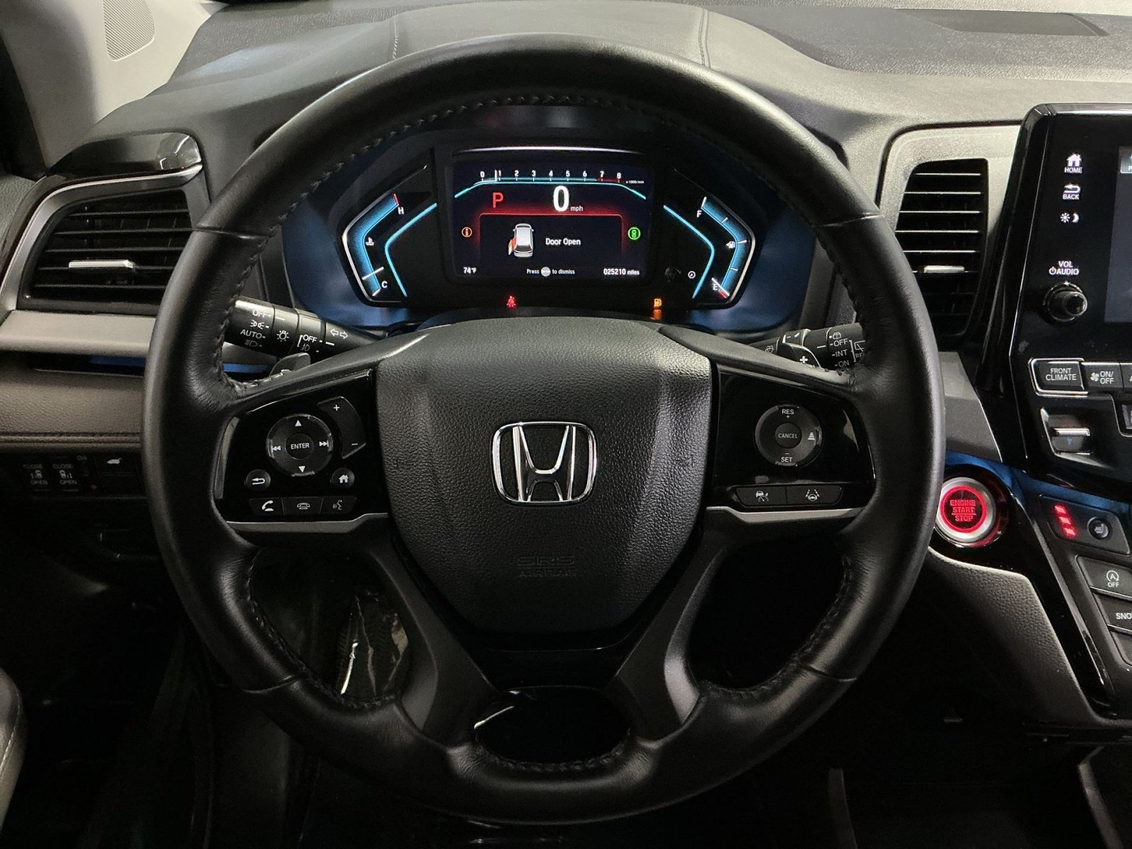 Used 2024 Honda Odyssey Touring image 17