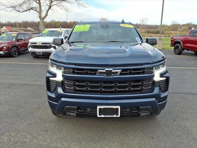 Used 2023 Chevrolet Silverado 1500 RST w/ Convenience Package II image 2