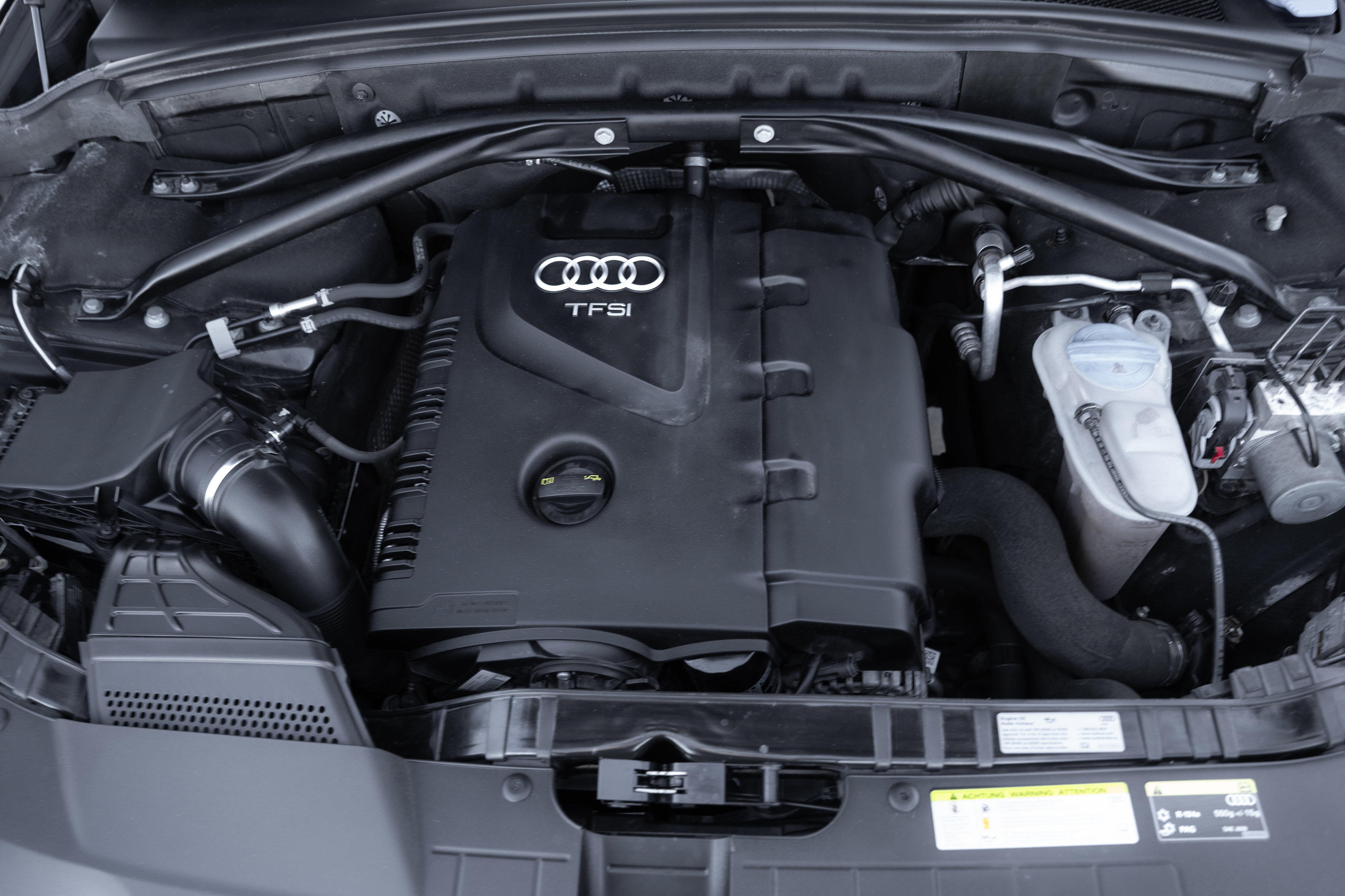 Used 2016 Audi Q5 2.0T Premium Plus w/ Technology Package image 31