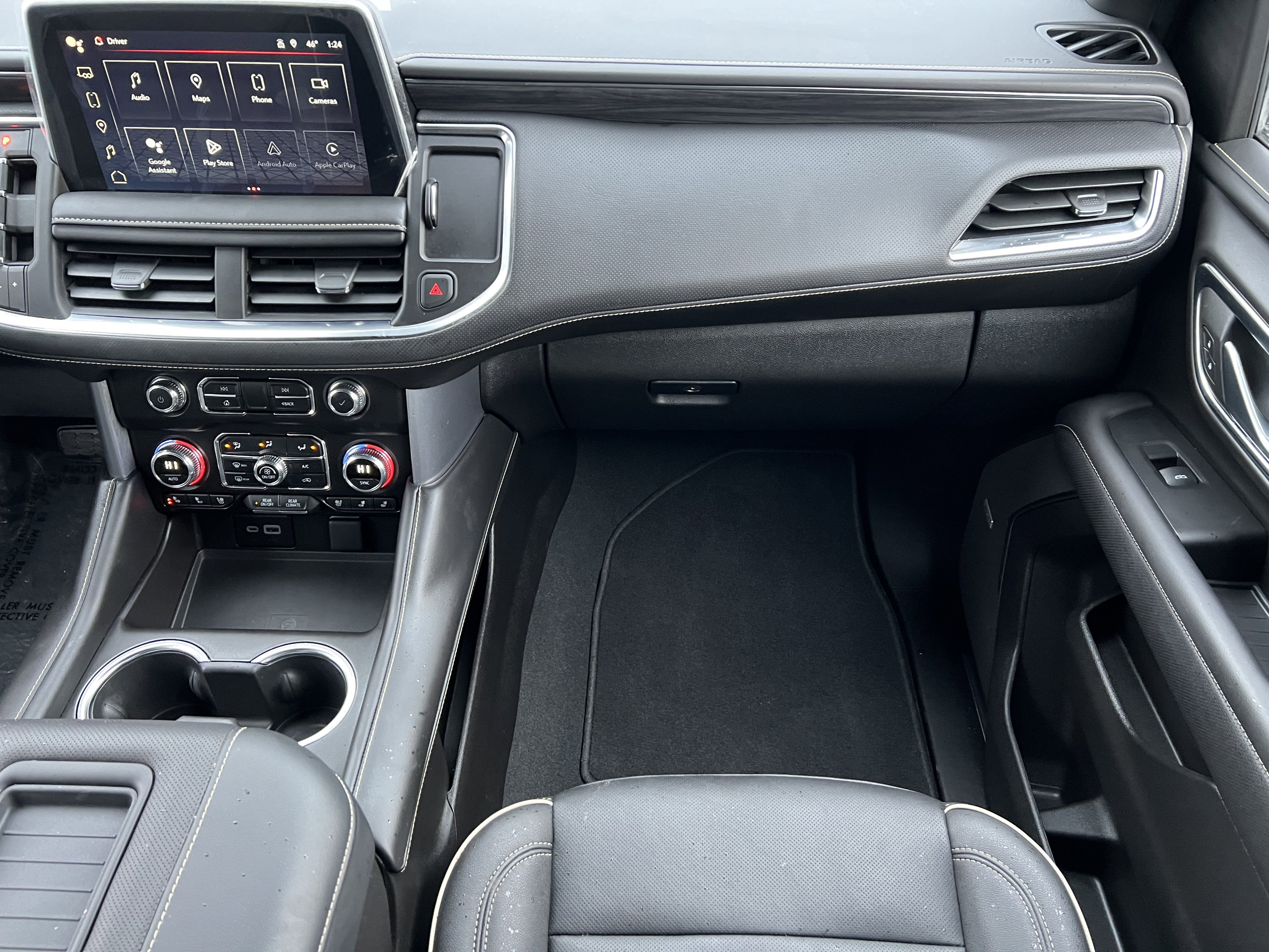 Used 2024 GMC Yukon SLT w/ SLT Luxury Package image 38