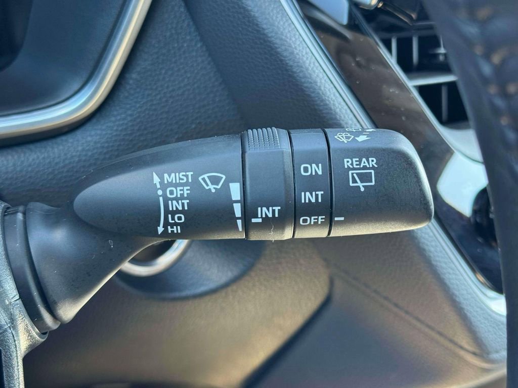 Used 2023 Toyota Corolla Cross XLE w/ Convenience Package image 24