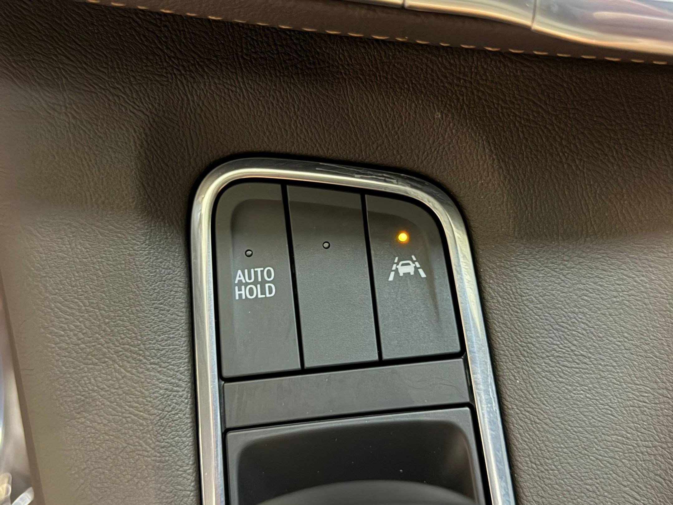 Used 2021 Cadillac Escalade Premium Luxury image 36