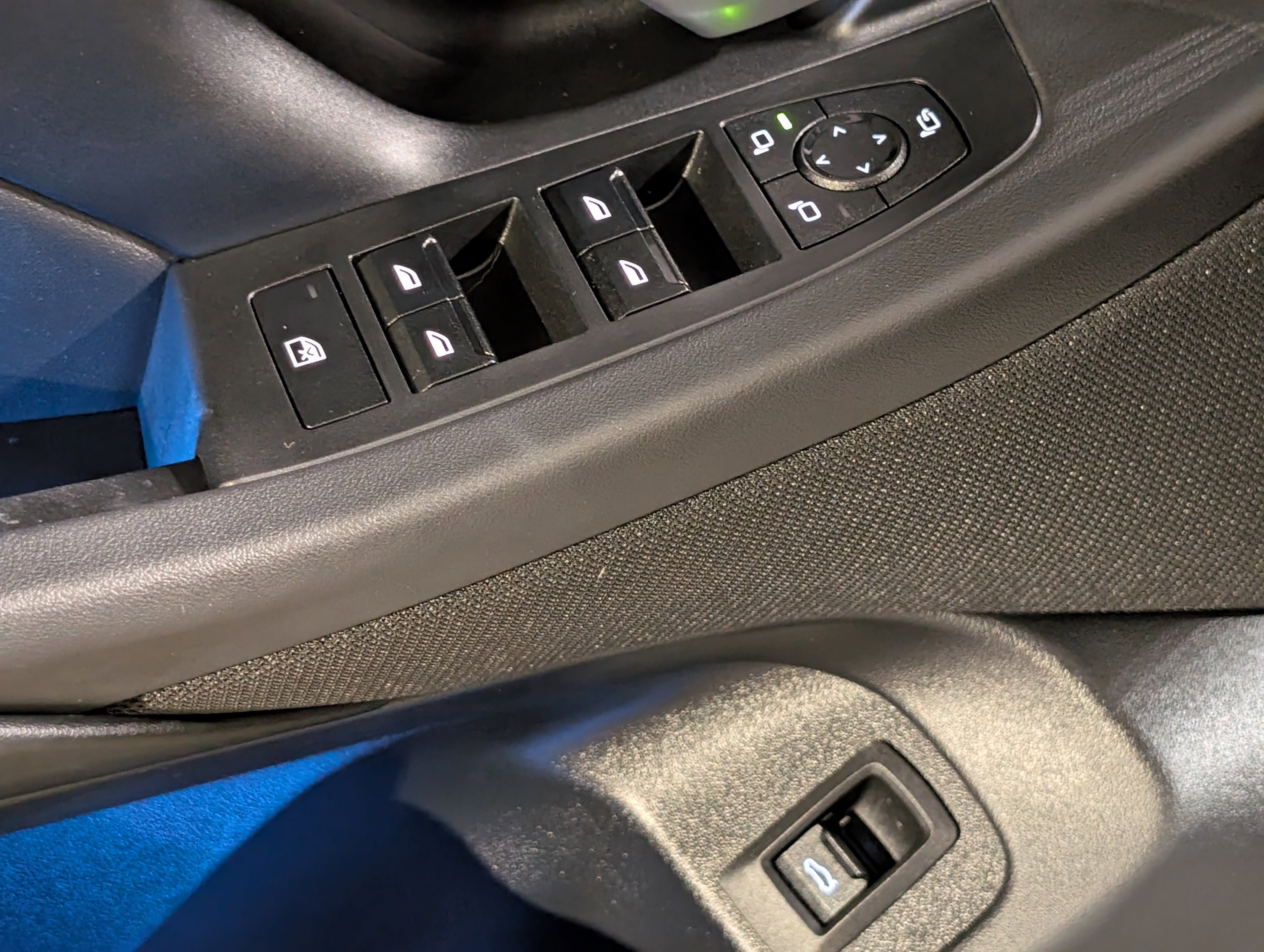 Used 2024 BMW i5 M60 w/ Premium Package image 22