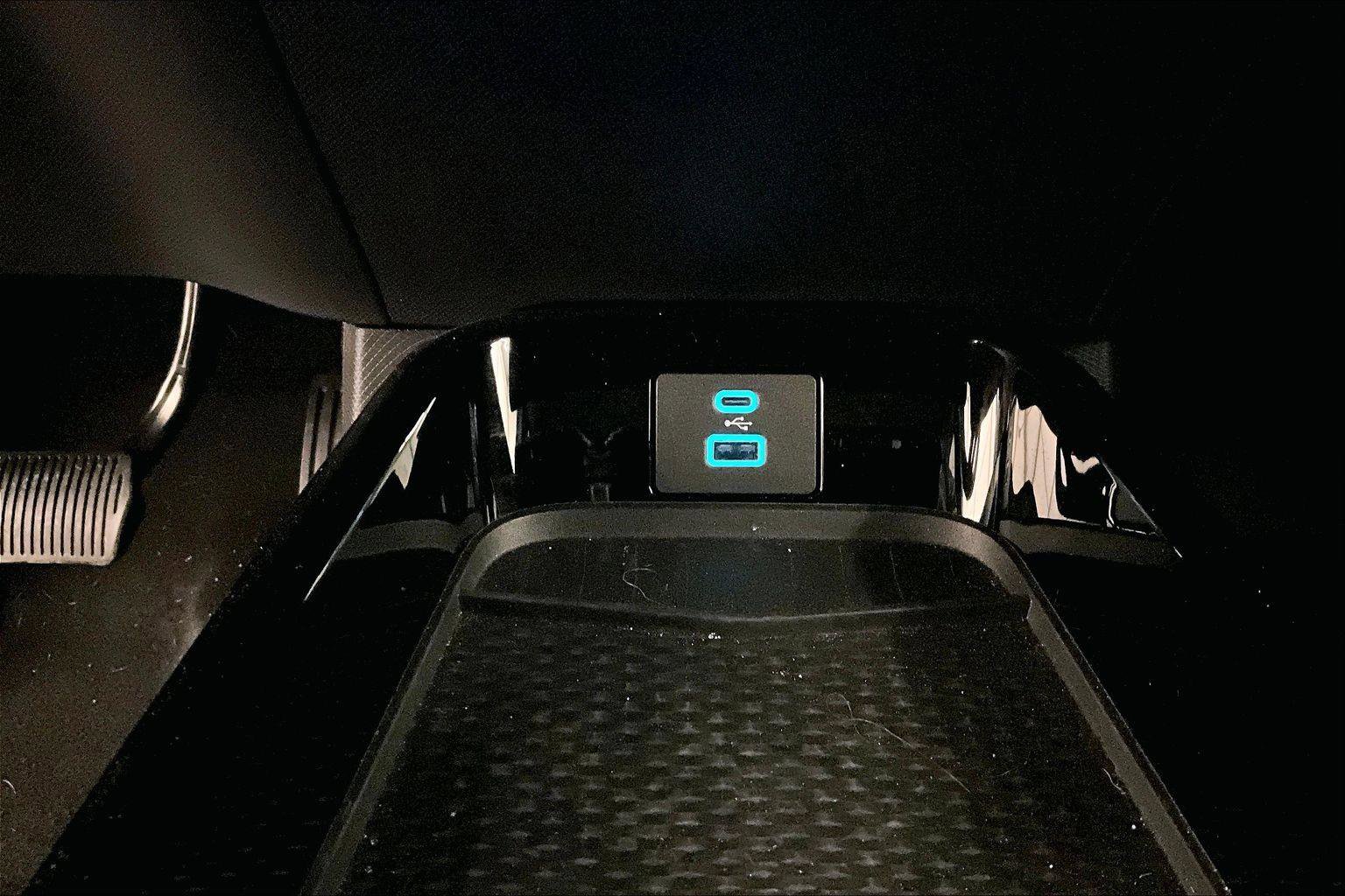 Used 2024 Ford Mustang Mach-E Premium image 31