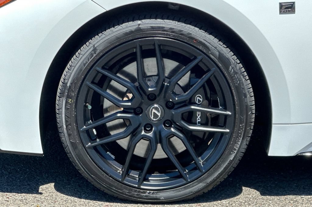Used 2024 Lexus IS 500 RWD image 31