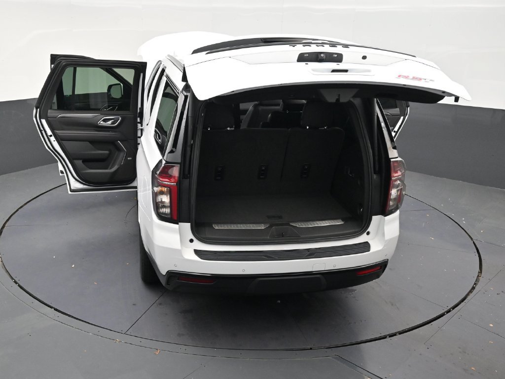 Used 2023 Chevrolet Tahoe RST w/ Luxury Package RWD image 32