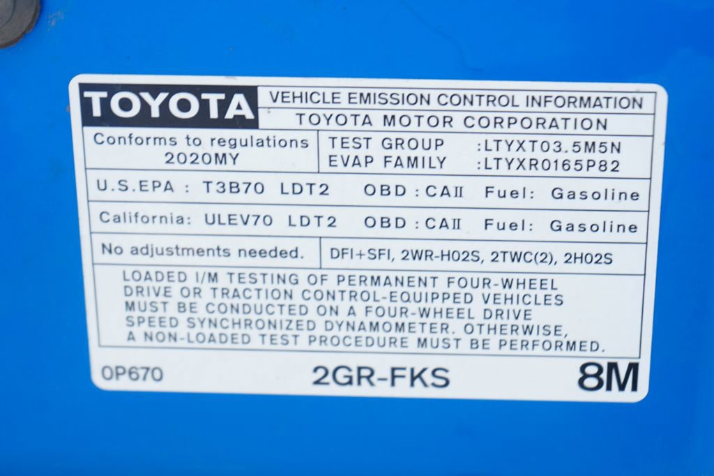Used 2020 Toyota Tacoma TRD Off-Road w/ Technology Package AWD/4WD image 12