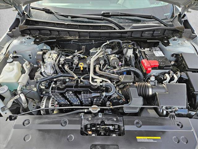 Used 2024 Nissan Altima 2.5 SV FWD image 21