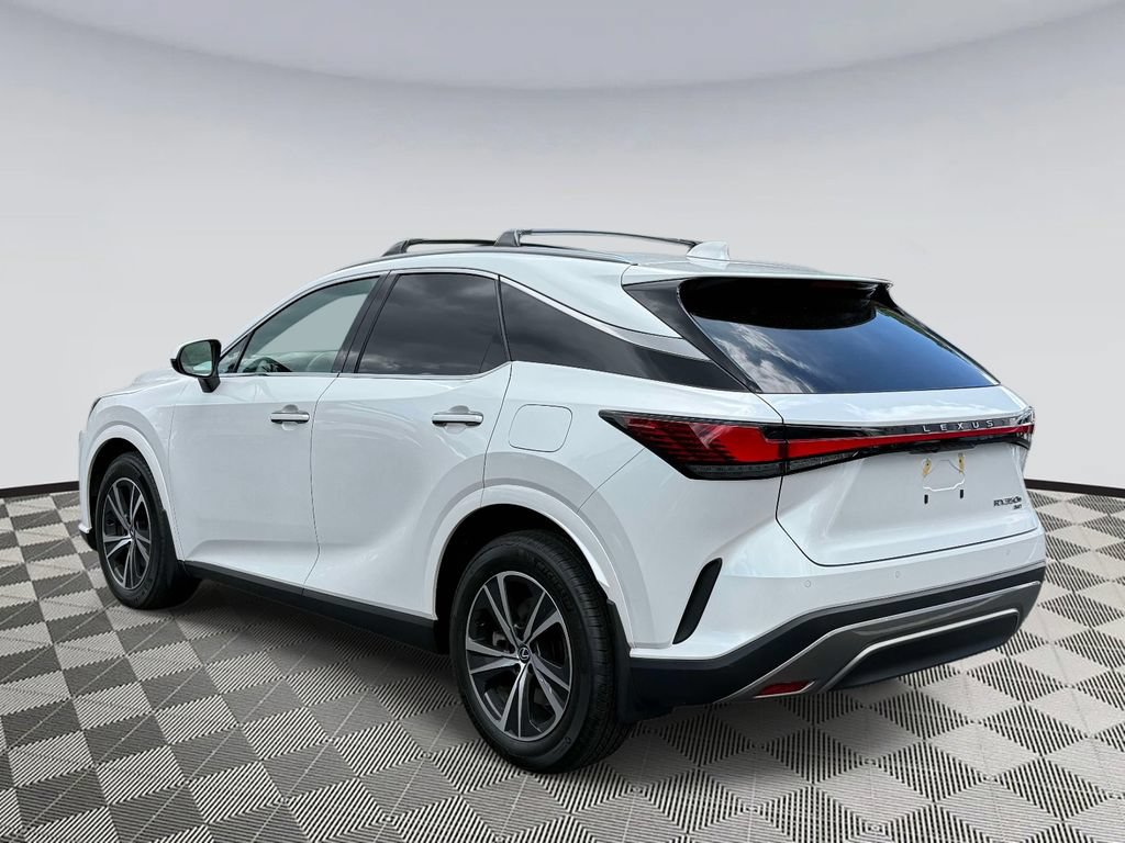 Used 2024 Lexus RX 350h w/ Cold Area Package AWD/4WD image 4