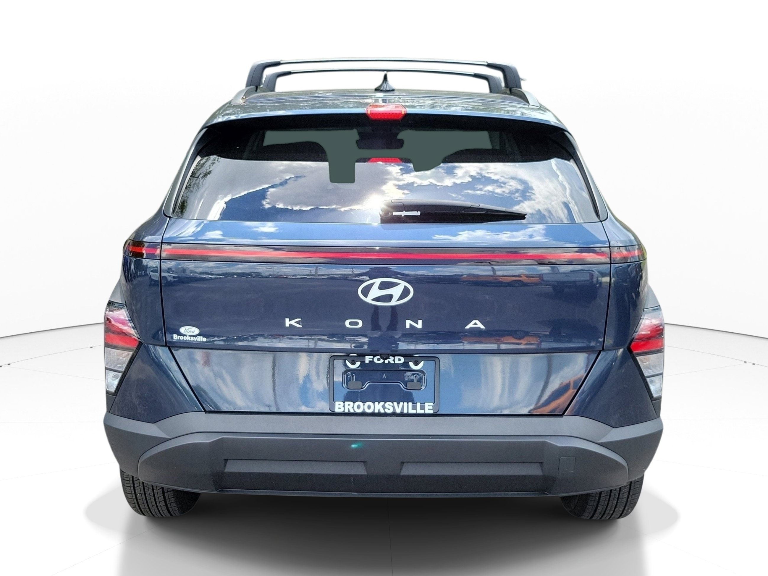 Used 2025 Hyundai Kona SEL FWD image 6