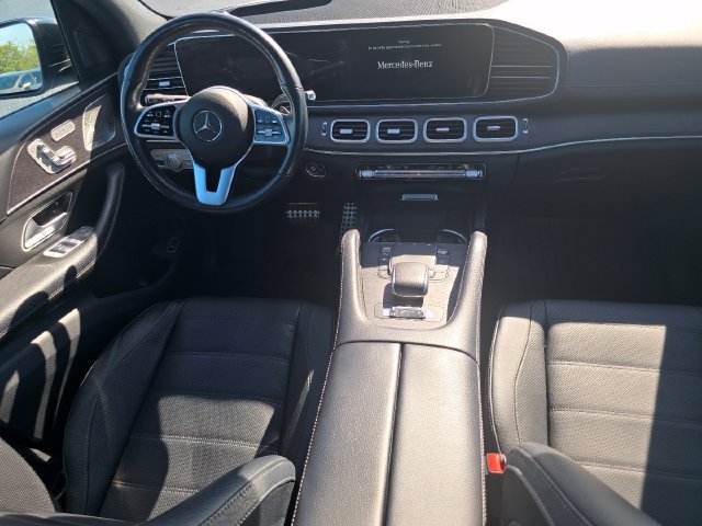 Used 2021 Mercedes-Benz GLS 580 4MATIC image 27