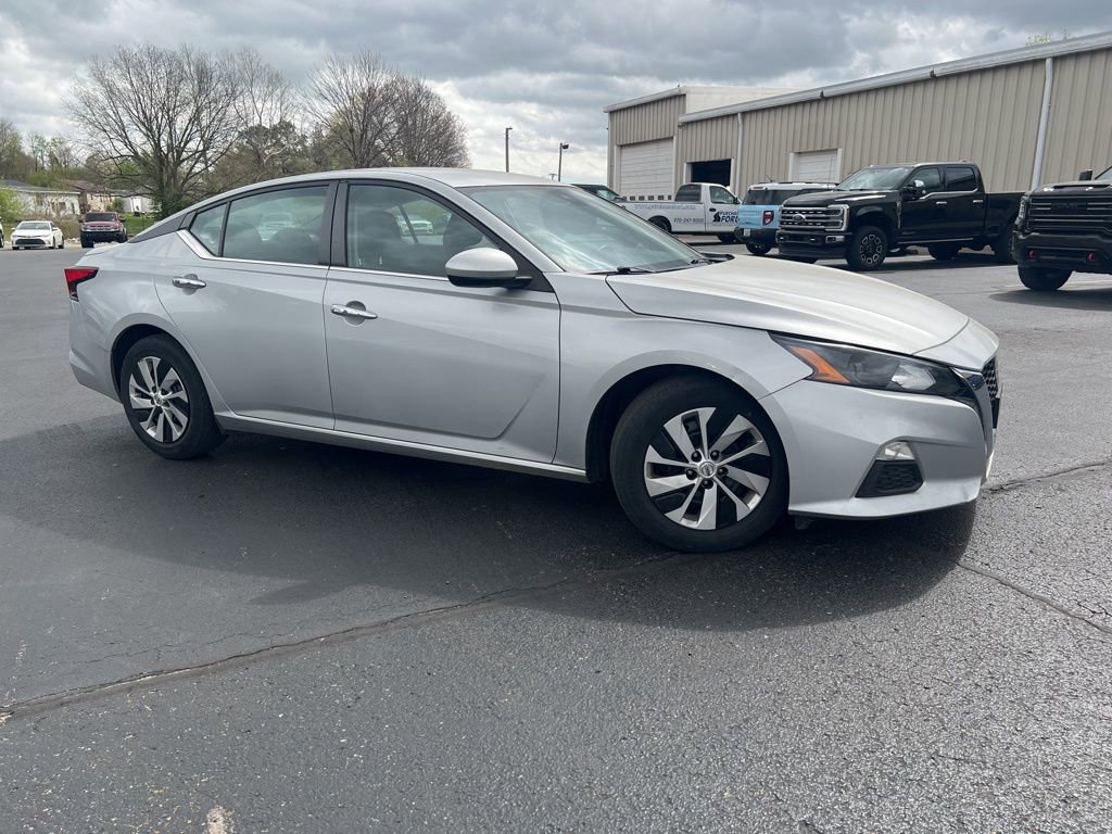 Used 2022 Nissan Altima 2.5 S image 2