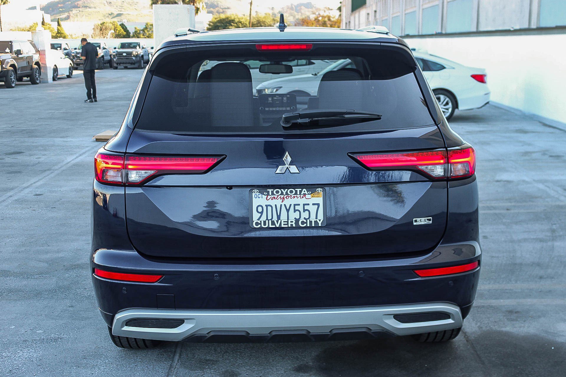 Used 2022 Mitsubishi Outlander SEL image 8