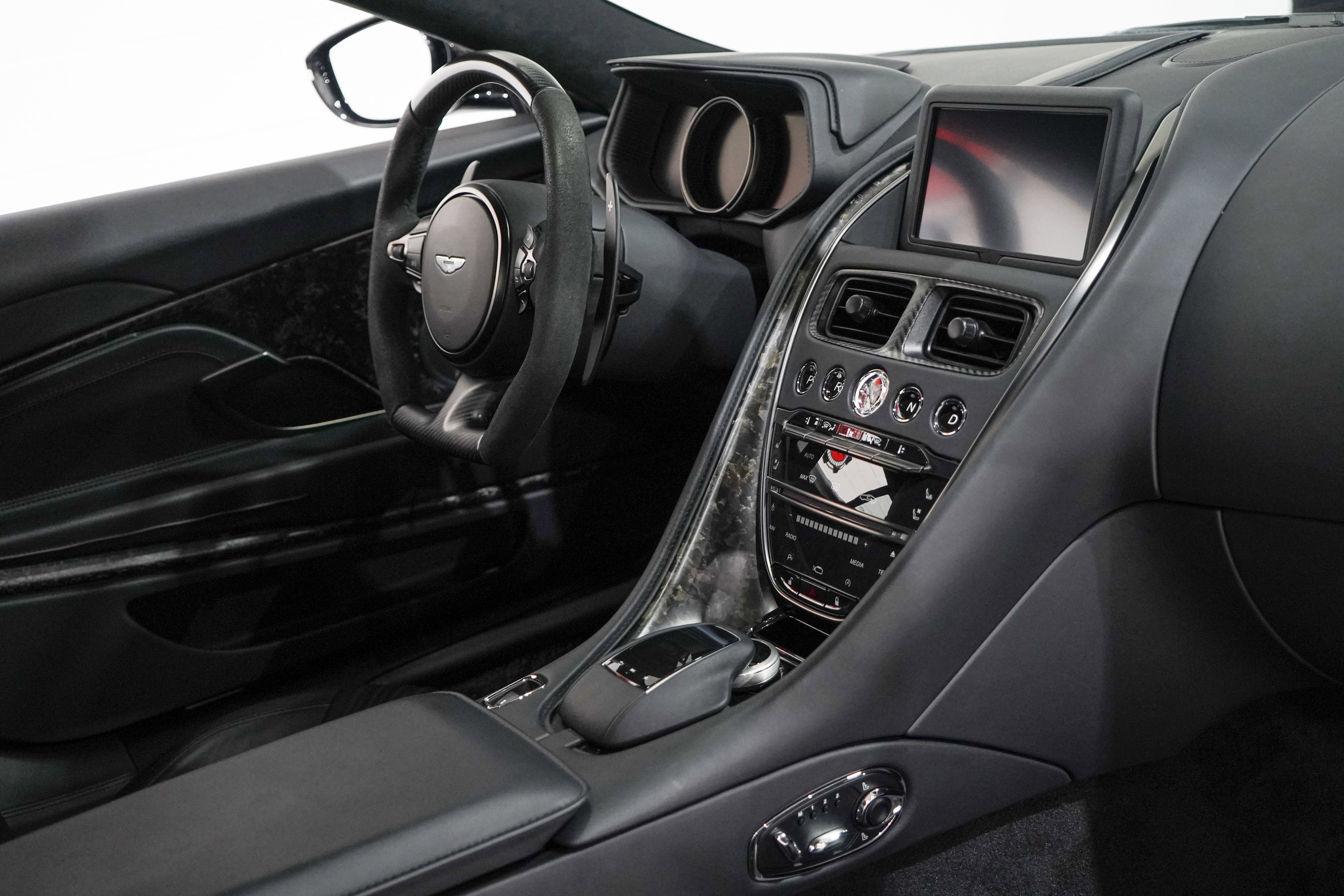 Used 2023 Aston Martin DB11 V12 RWD image 14