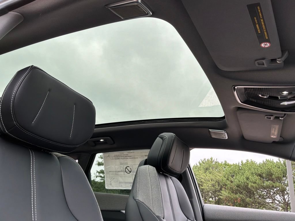 New 2027 Cadillac Optiq Luxury AWD/4WD image 42