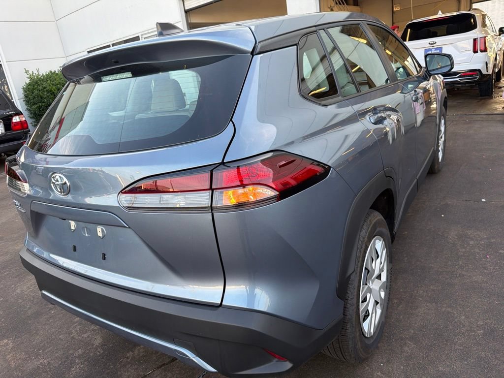 Used 2026 Toyota Corolla Cross L FWD image 5