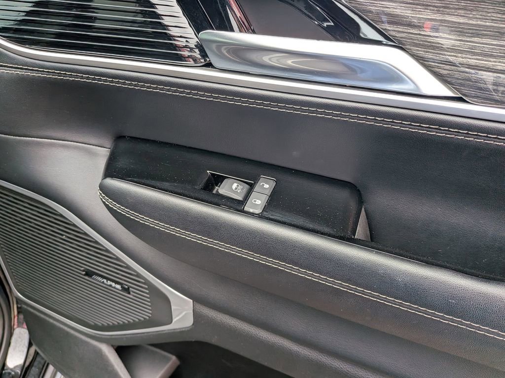 Used 2022 Jeep Wagoneer Series II w/ Convenience Group I image 29