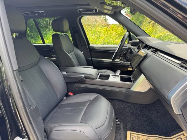 Certified 2025 Land Rover Range Rover SE AWD/4WD image 20