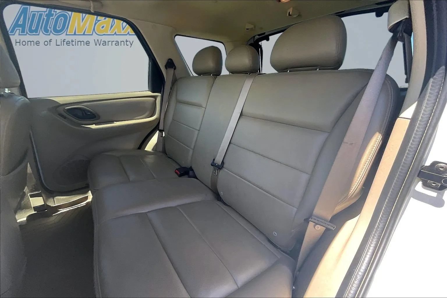 Used 2005 Ford Escape XLT AWD/4WD image 25