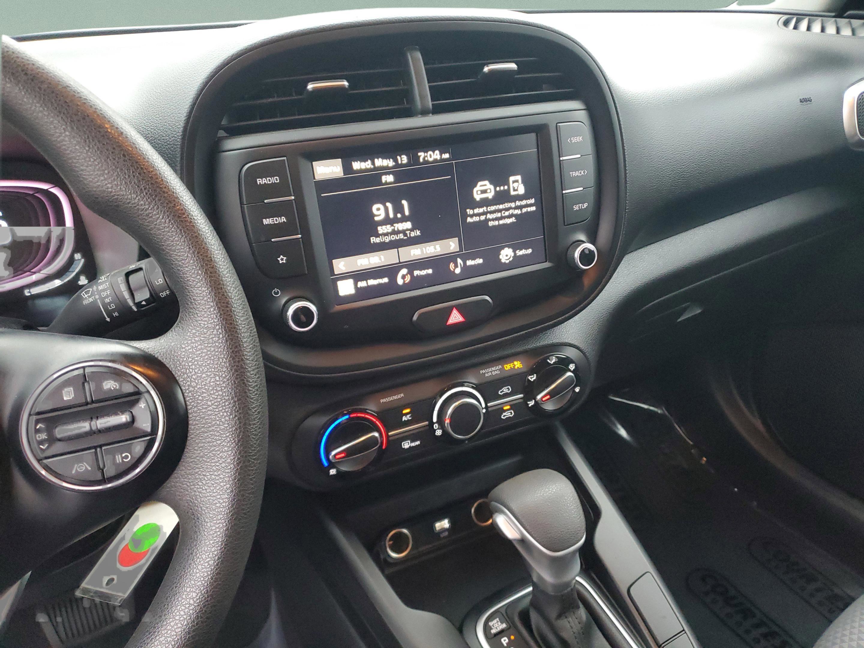 Certified 2023 Kia Soul LX FWD image 23