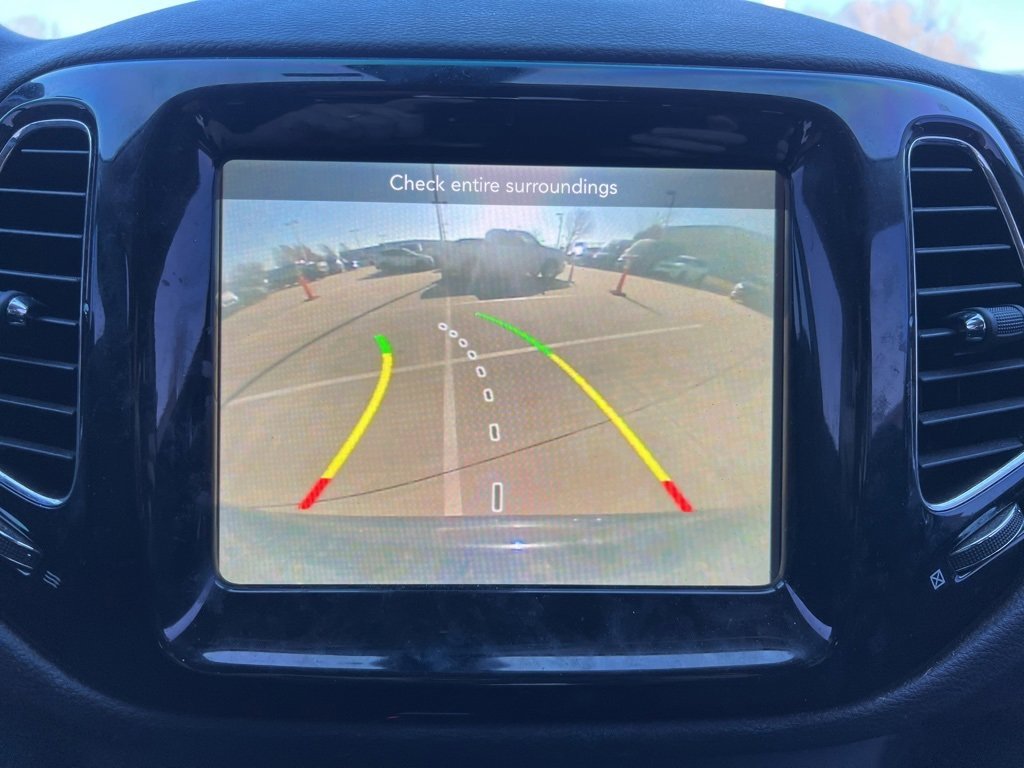 Used 2018 Jeep Compass Limited w/ Safe & Security Group image 11