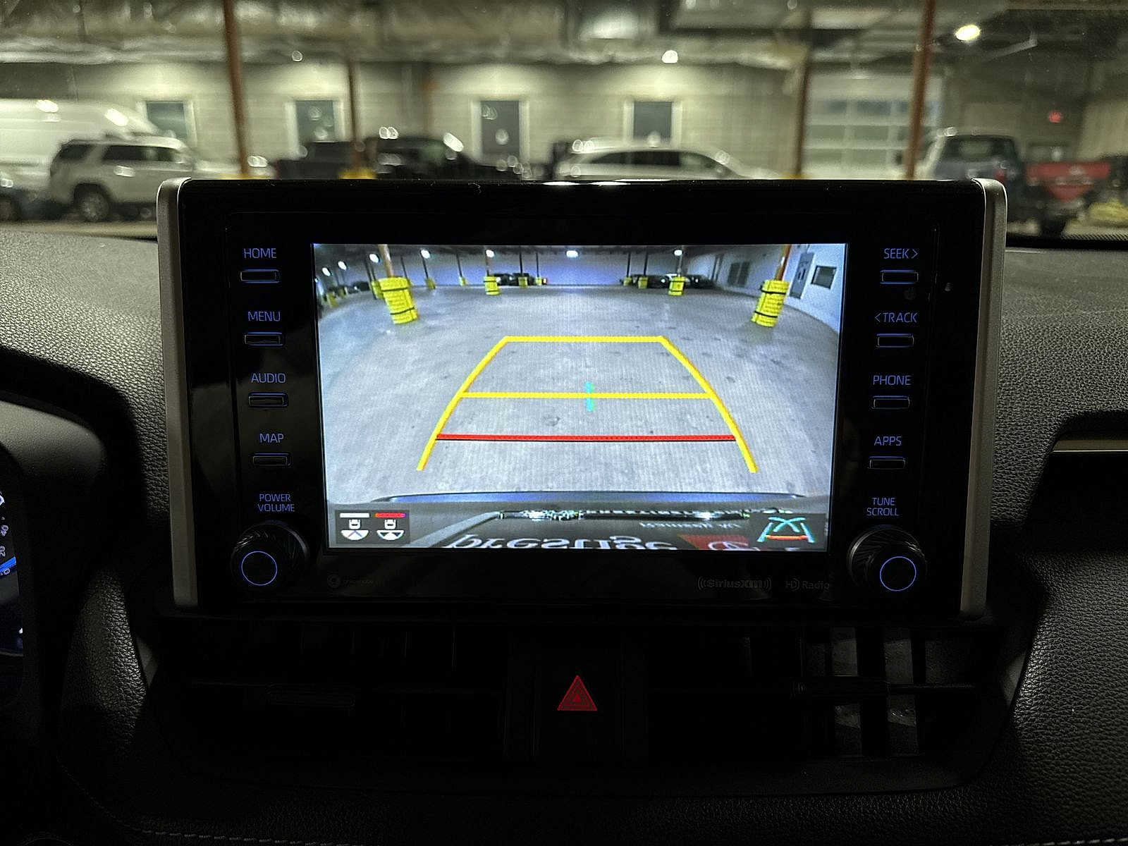 Used 2019 Toyota RAV4 XLE AWD/4WD image 24
