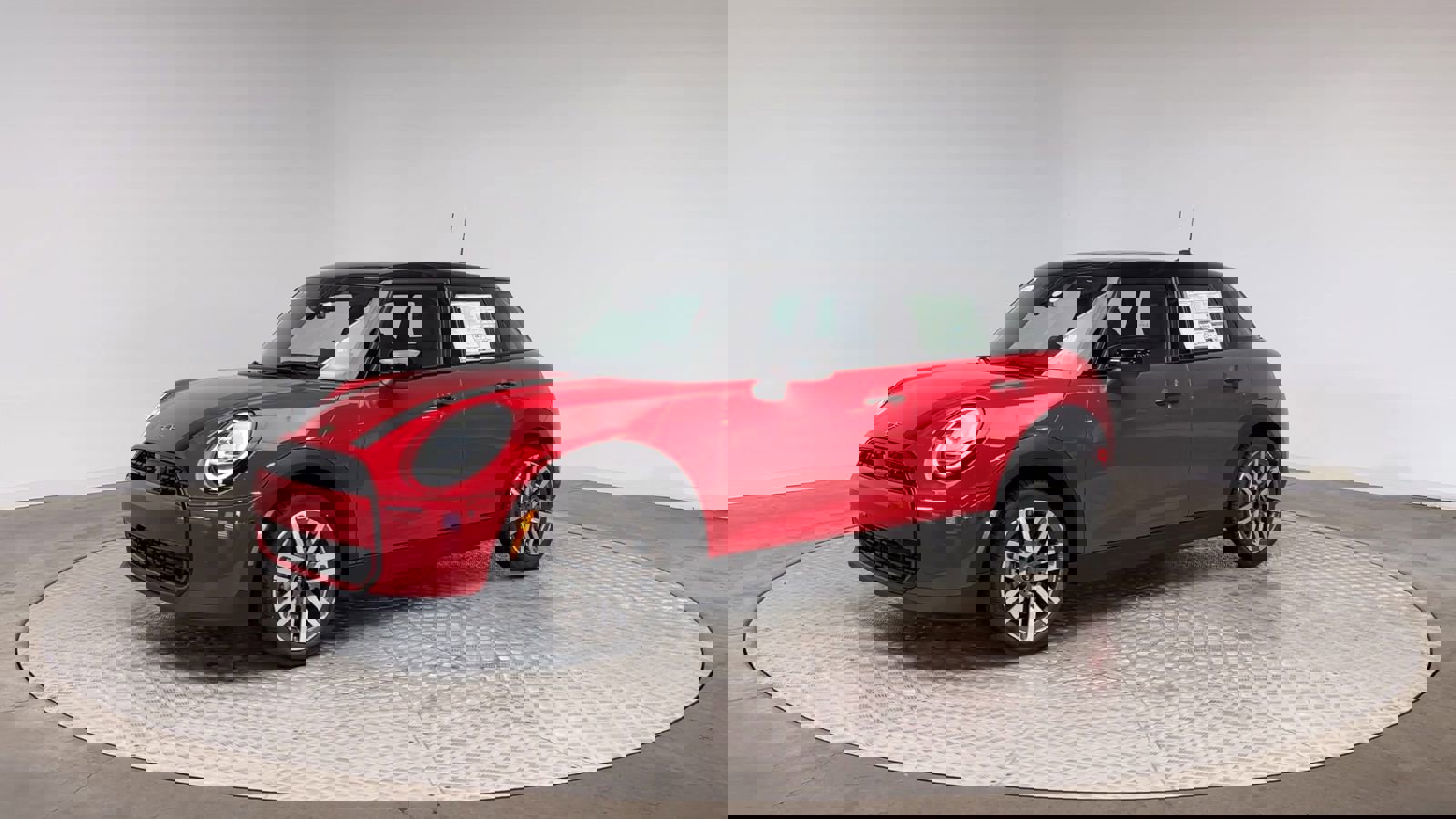 New 2026 MINI Cooper 4-Door Hardtop image 4