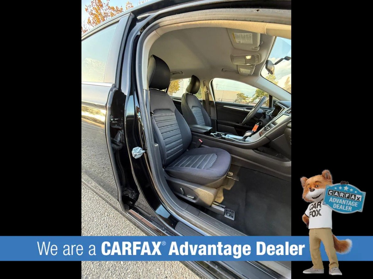 Used 2016 Ford Fusion SE FWD image 37