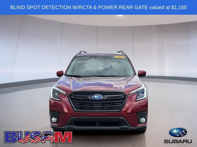 Used 2023 Subaru Forester Premium AWD/4WD image 3