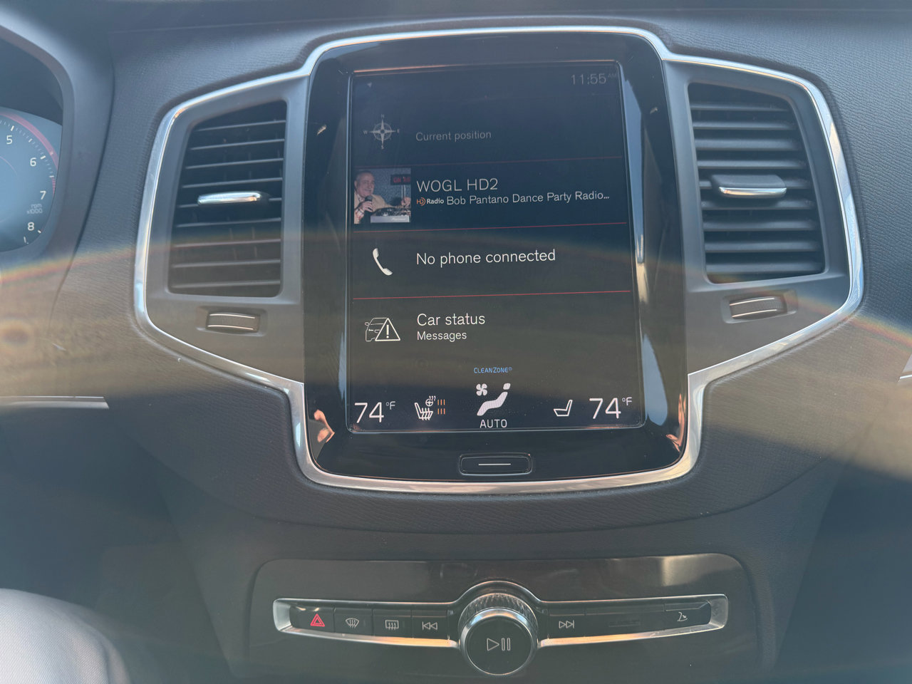 Used 2019 Volvo XC90 T6 Momentum w/ Protection Package Premier image 19