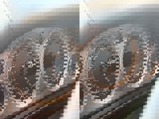 Used 2012 Aston Martin V8 Vantage S image 17