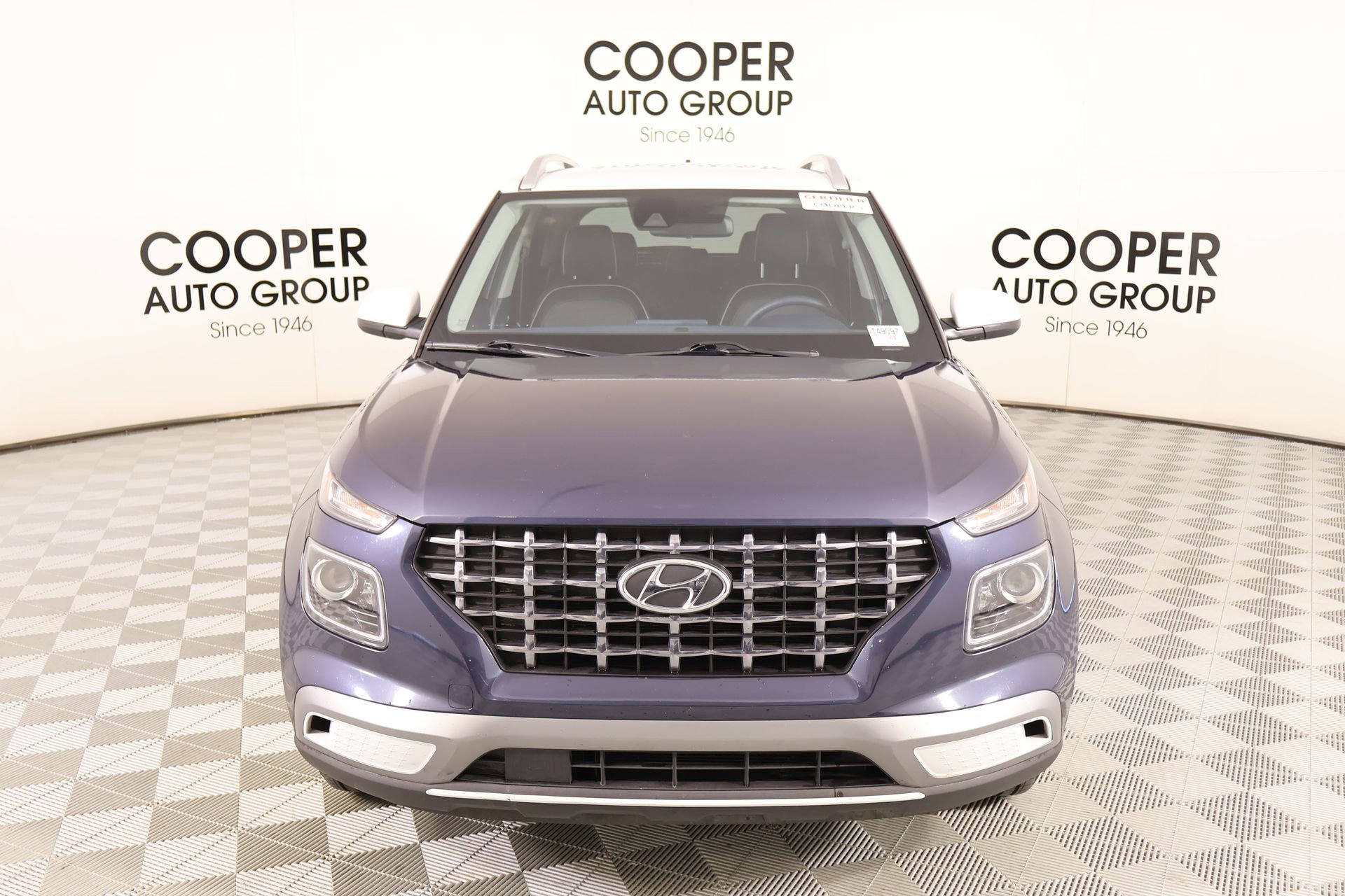 Used 2022 Hyundai Venue Limited image 10