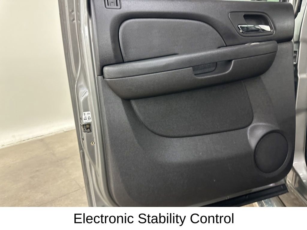 Used 2013 Chevrolet Silverado 2500 LTZ w/ LTZ Plus Package image 27