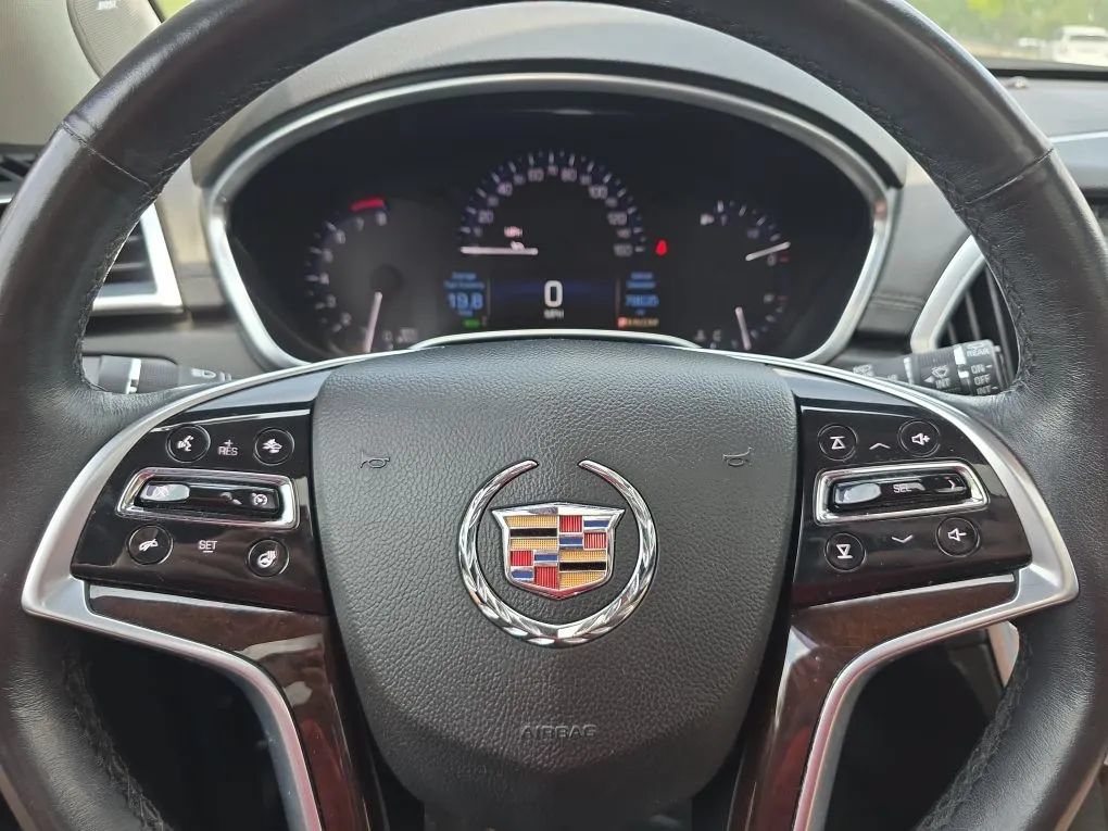 Used 2014 Cadillac SRX Performance w/ Driver Awareness Package FWD image 18