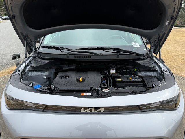 Used 2025 Kia Soul LX image 30