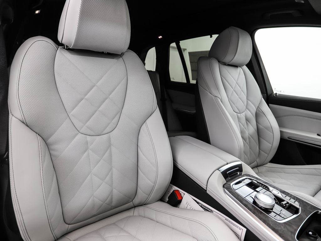 Used 2026 BMW X5 xDrive40i image 32