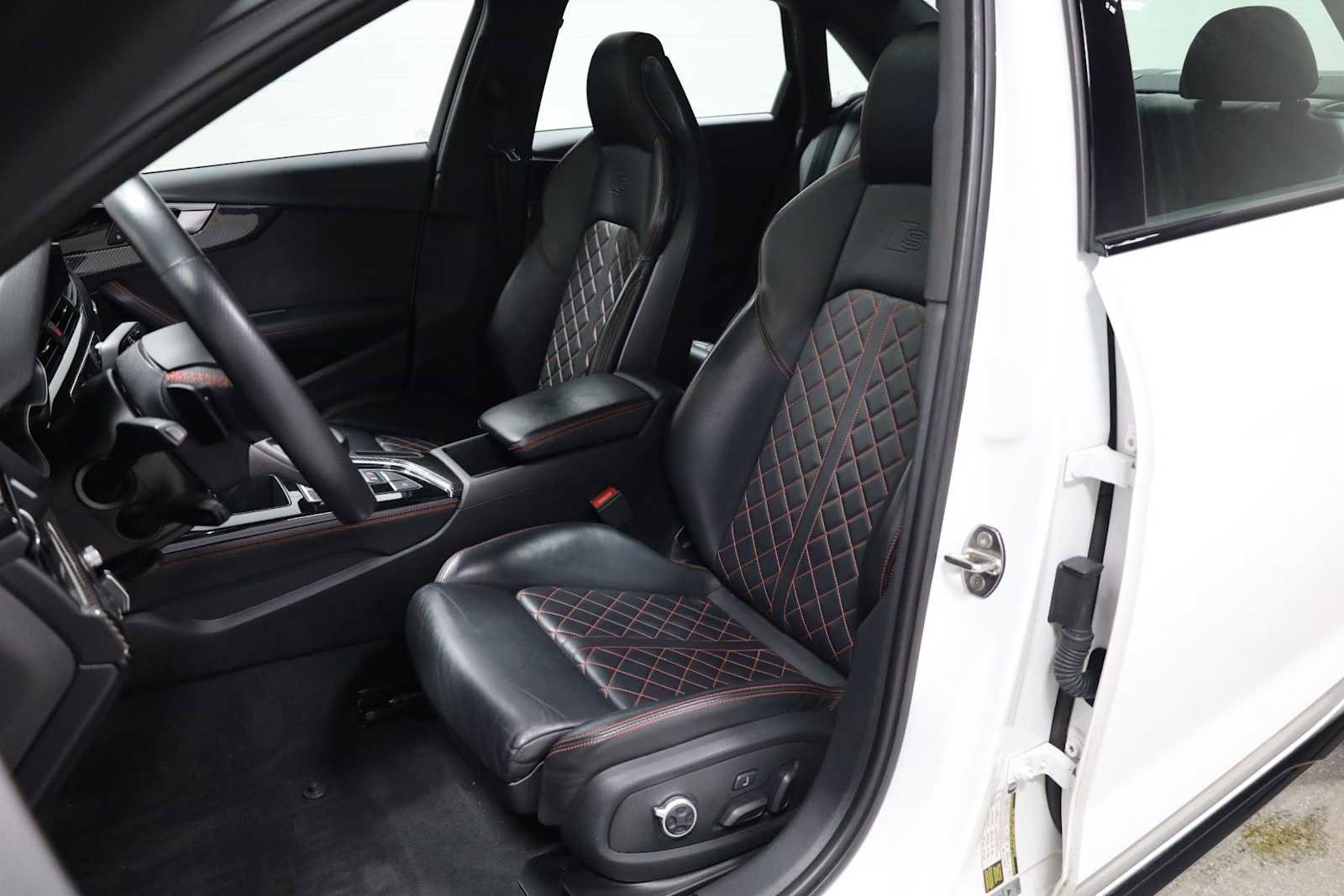 Used 2023 Audi S4 Prestige w/ Prestige Package image 5